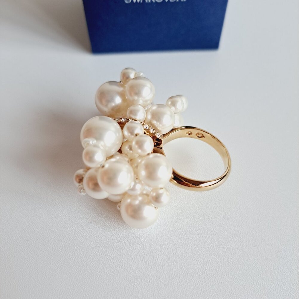 New Signed Swarovski Statement Gold Ring With Pea… - image 5